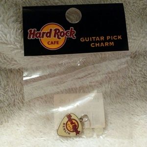 HARDROCK CAFE GUITAR PICK CHARM FROM EUROPE